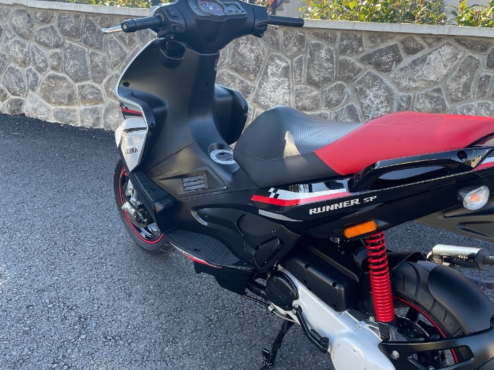 Gilera Runner