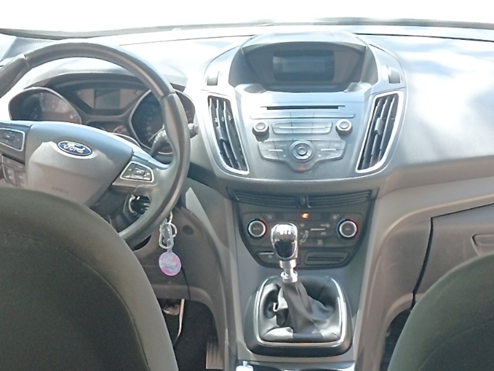 C-max samo 85.000 km