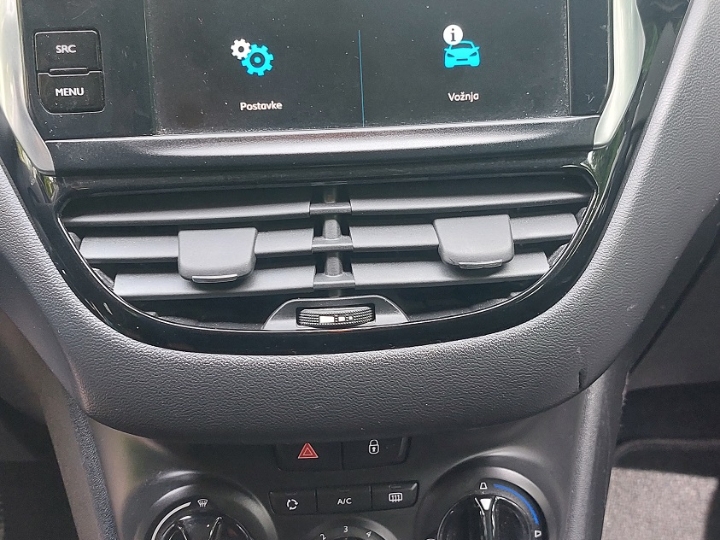 Peugeot 208 1,2 GT look 