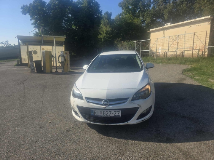 Opel Astra 1.4 plin benz