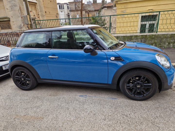 Mini Cooper 90 kw benzin reg. 07/26