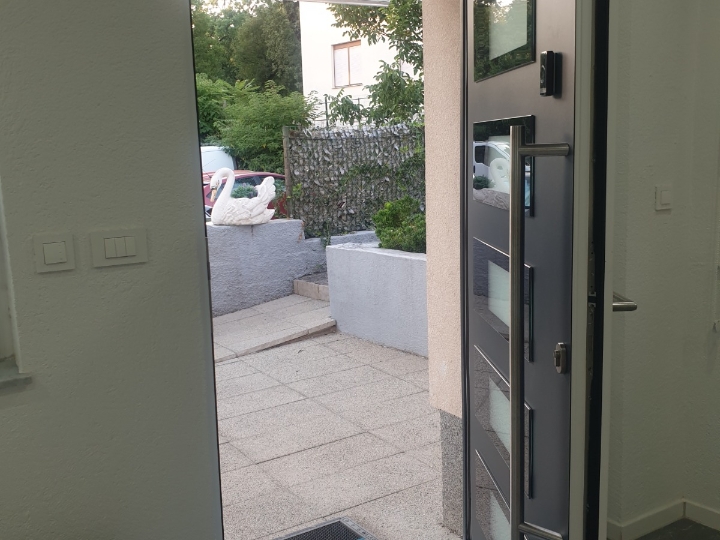 Iznajmljujem sobu Studentima Bl.KBC