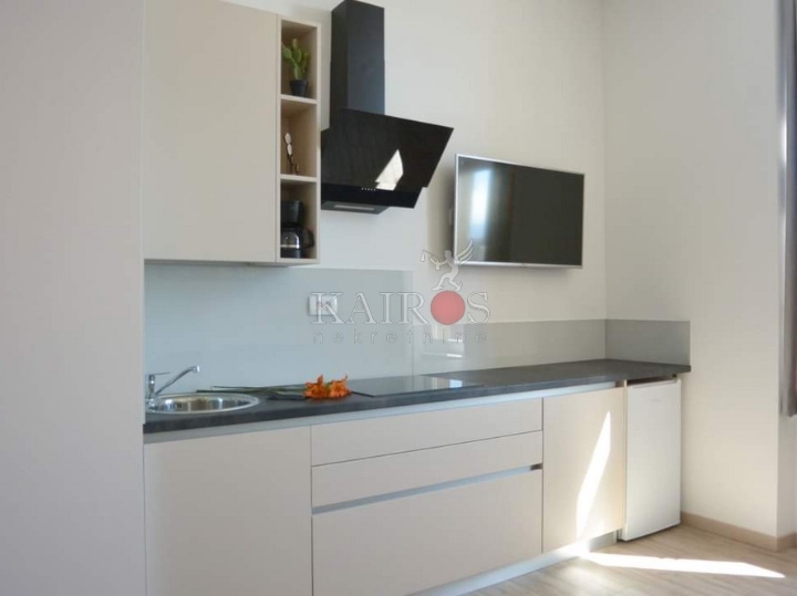 Centar, 30 m2, 1S+DB, 1. kat