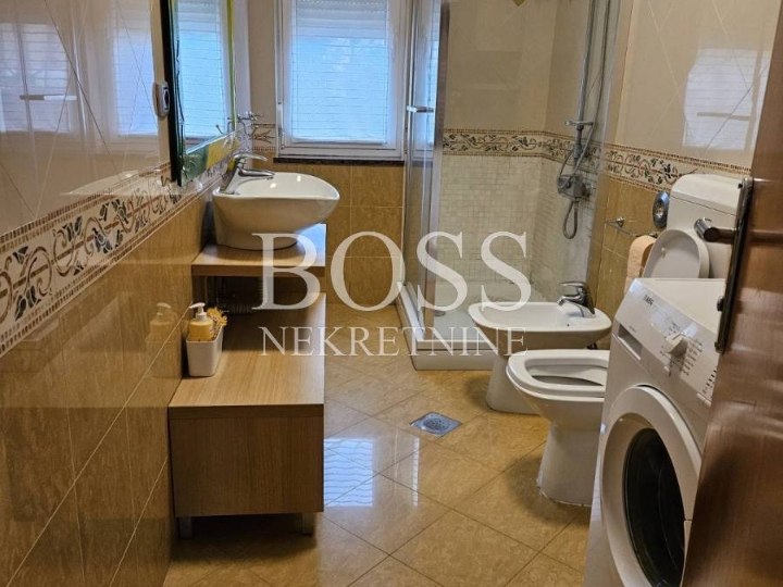 Donja Drenova, 110 m2, 3S+DB, garaža, 1.000 € + režije