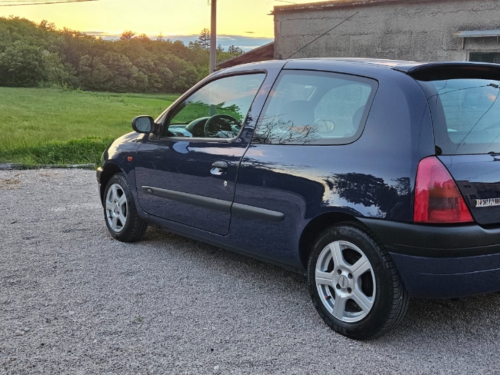 Renault clio 1.2