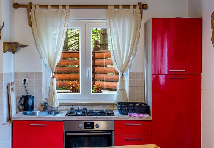 Opremljena kuća, Lič, 120 m2