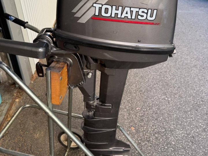 Tohatsu 8