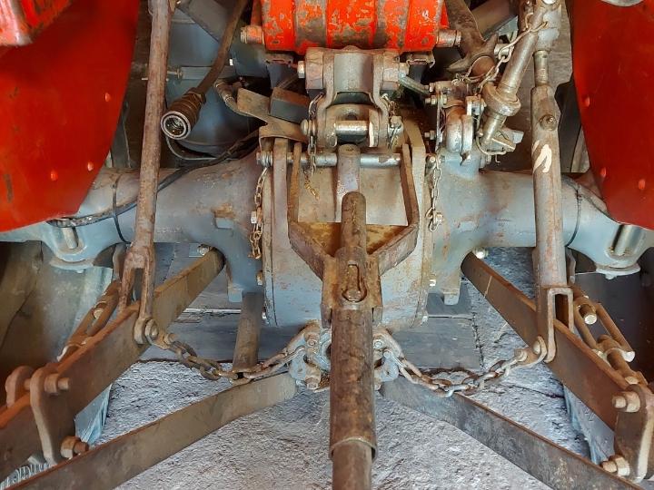 Traktor IMT 539 DeLuxe