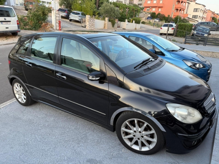 Prodajem Mercedes B 200 CDI