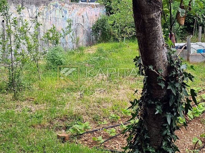 Teren, Rijeka 1.600 m2 za dvojnu ili 2 samostojeće !