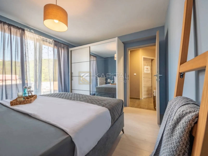 Kastav, nova samostojeća kuća, bazen