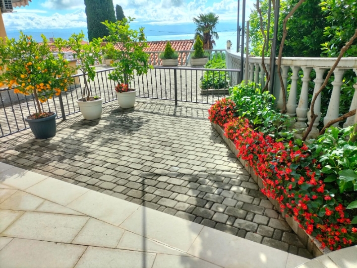 Opatija - Ika prodajem stan