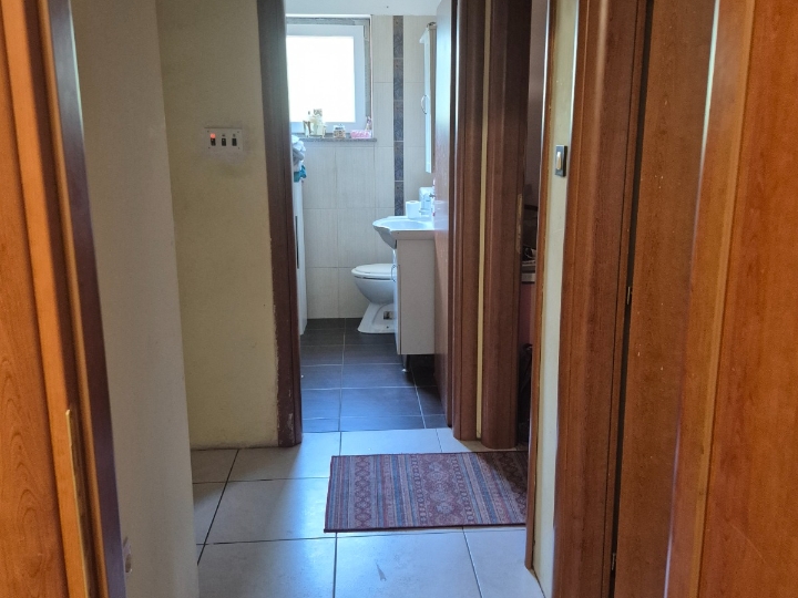 Kuća: Mavrinci, 230 m2