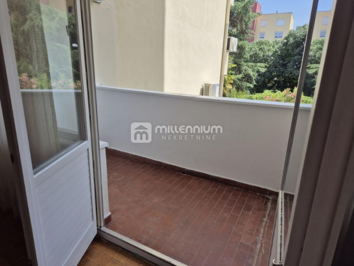 Rijeka, Podmurvice, 67.06 m2, 3S stan s lođom