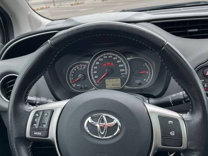 Toyota Yaris 1.33