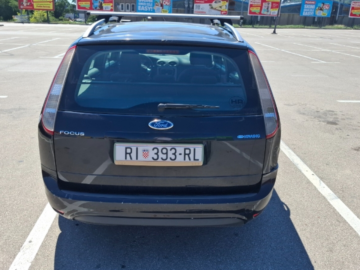 Ford focus (kvar motora)