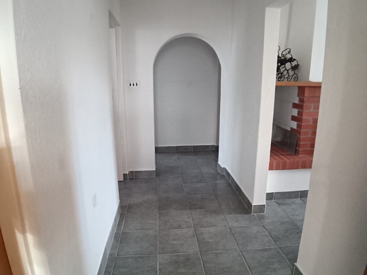 2S+DB s velikom terasom