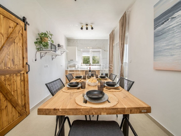 Novalja, Jakišnica, Kuća s bazenom, 160m2