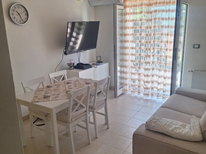 Dugoročno jednosoban stan 40m2