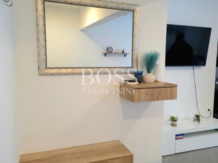 Brseč, dvojna kuća 130m2