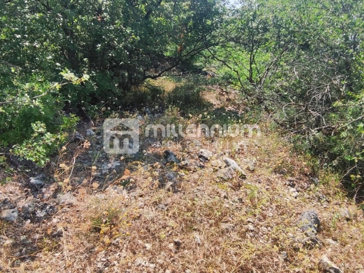 Kostrena, 900m2, odličan građevinski teren za obiteljsku kuću