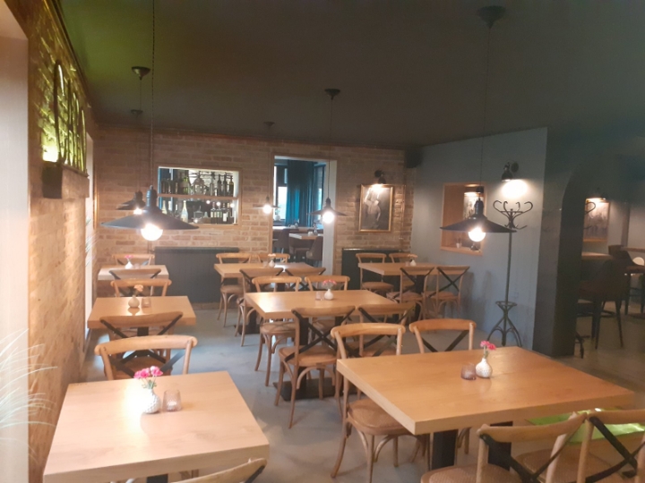 Restoran iznajmljujem