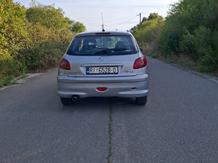 Peugeot 206 1.4 hdi 