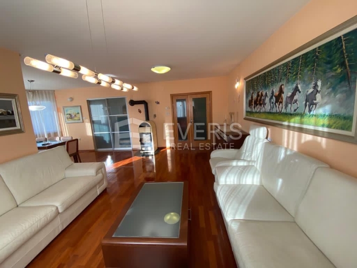 Kastav, Rešetari, stan 133 m2, 3S+DB
