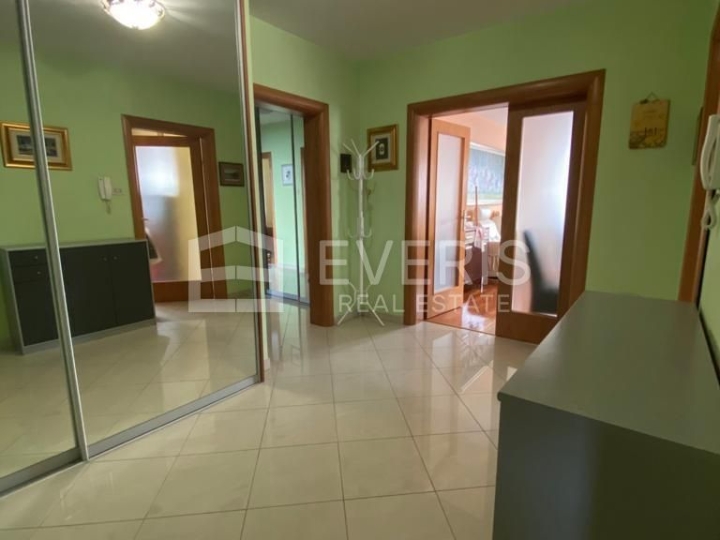 Kastav, Rešetari, stan 133 m2, 3S+DB