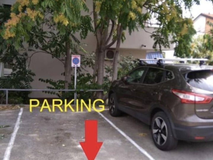 Iznajmljujem sobu studentici