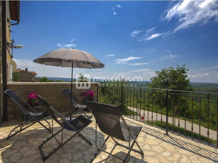 Istra, okolica Buja, 260m2, adaptirana kamena kuća