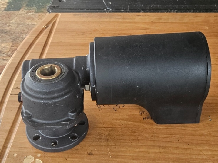 Quick 1000W motor  12V sidreni vinč