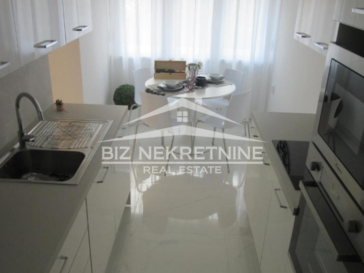 Opatija, stan s garažom