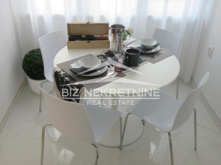 Opatija, stan s garažom