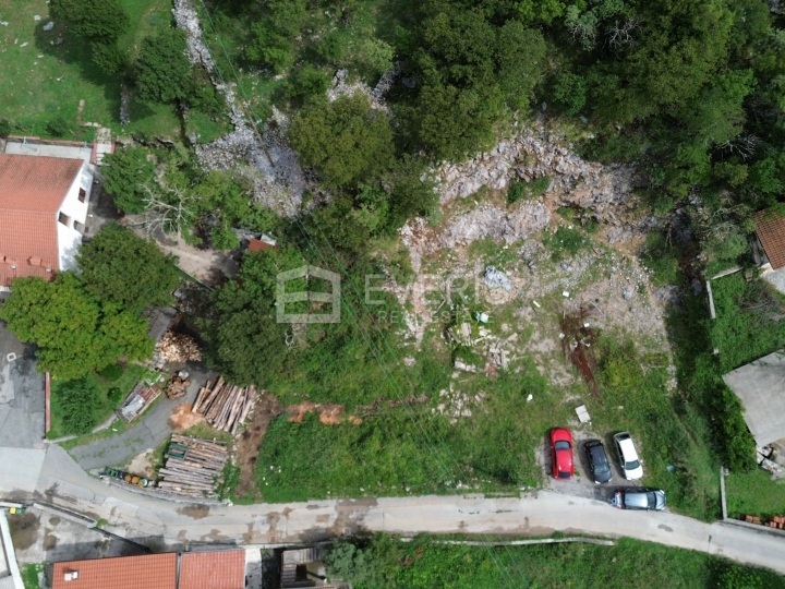Podhum, građevinsko zemljište, 1.395 m2