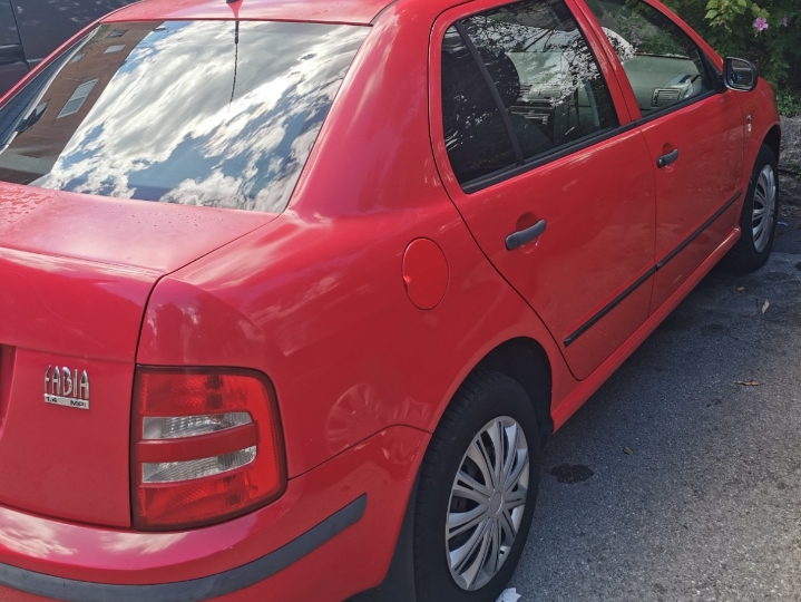Škoda fabia, 2001. god., 1.4 mpi sedan