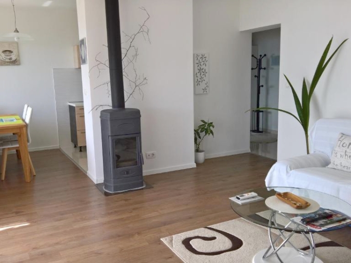 Opatija, 2S+DB, balkon, garaža