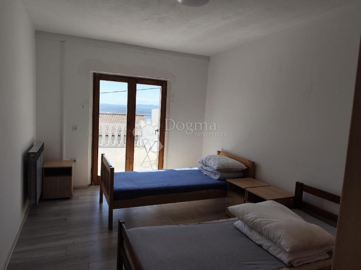 Apartman u Dramlju  - balkon 16m2/okućnica 98 m2