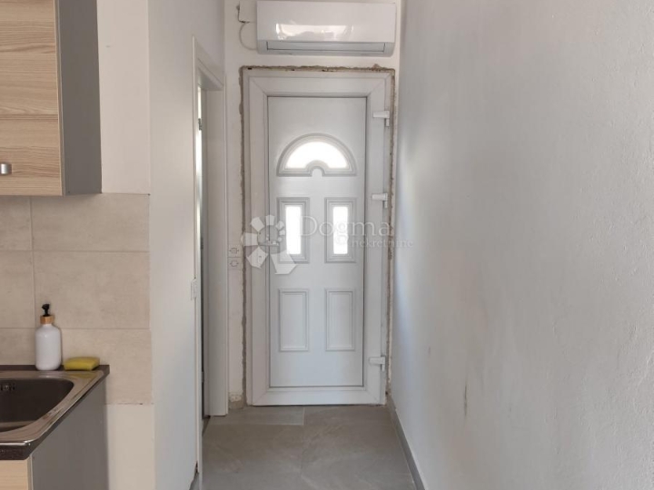 Apartman u Dramlju  - balkon 16m2/okućnica 98 m2