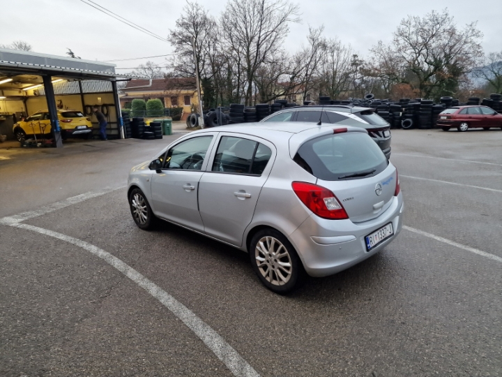 Opel corsa 1.2