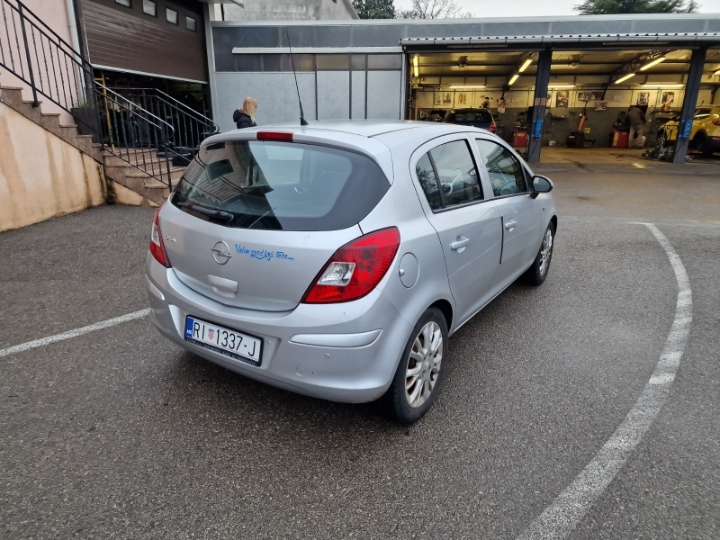 Opel corsa 1.2
