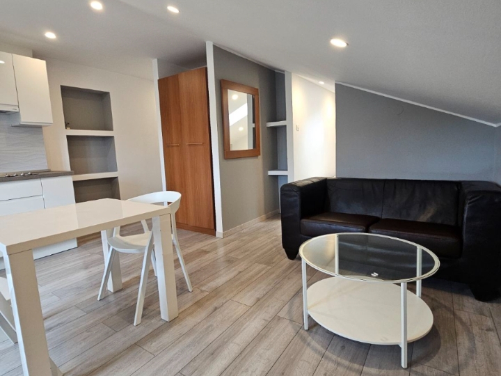 Centar, 2. kat, 35 m2