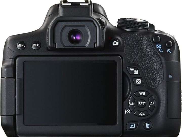 Canon EOS 750
