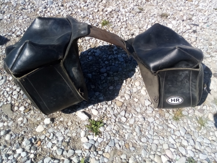 Kožne bisage za motor