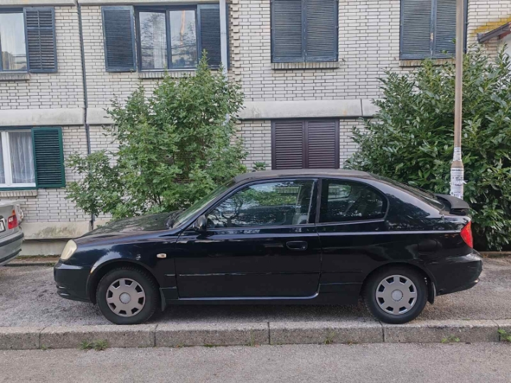 Hyundai Accent 1.6 GT, plin
