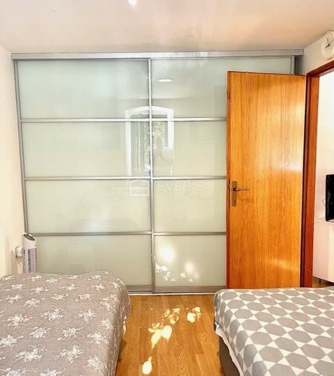 Opatija okolica, Ika, stan 60 m2, prvi red do mora