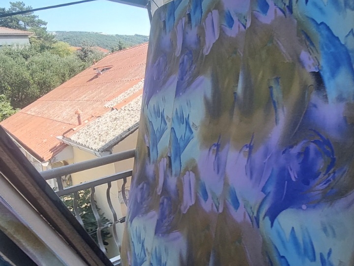 Poklanjam francuski ležaj
