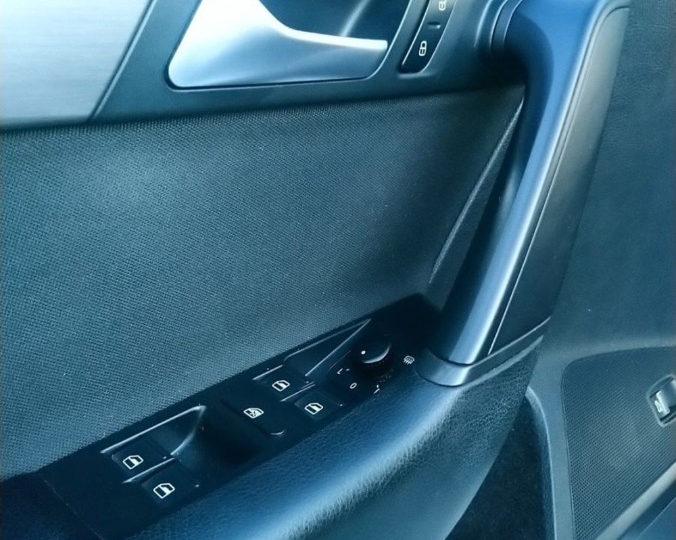 VW Passat B7 2.0 TDI, HR, odličan!