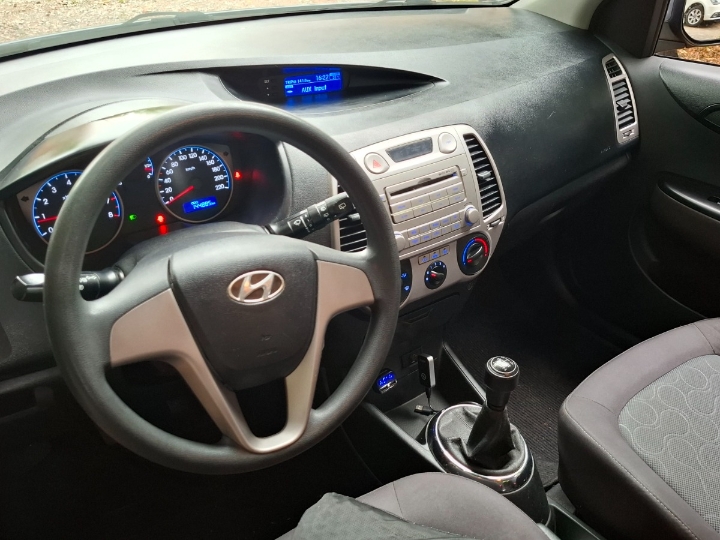 Hyundai i20, 2010. g., 145.000km