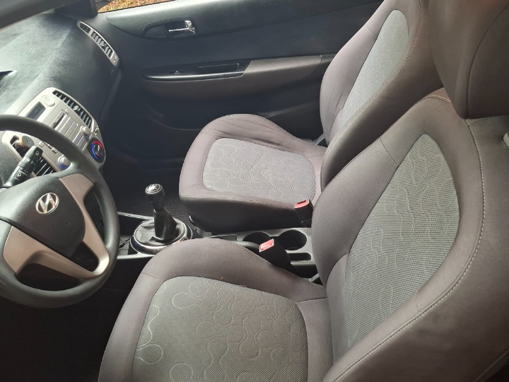 Hyundai i20, 2010. g., 145.000km